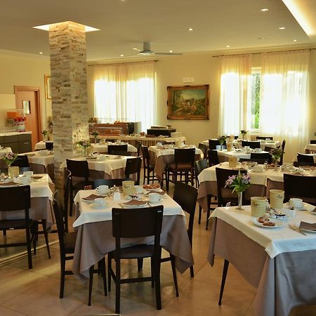 Hotel Sorriso 토스콜라노마데노 외부 사진