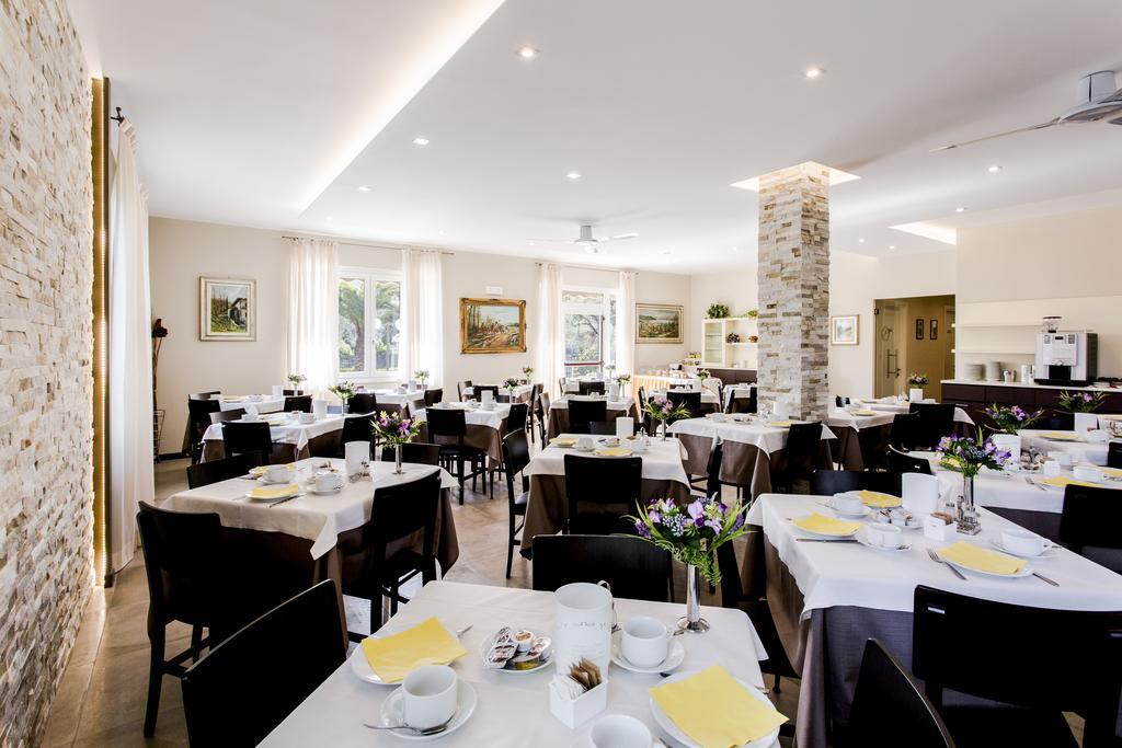 Hotel Sorriso 토스콜라노마데노 외부 사진
