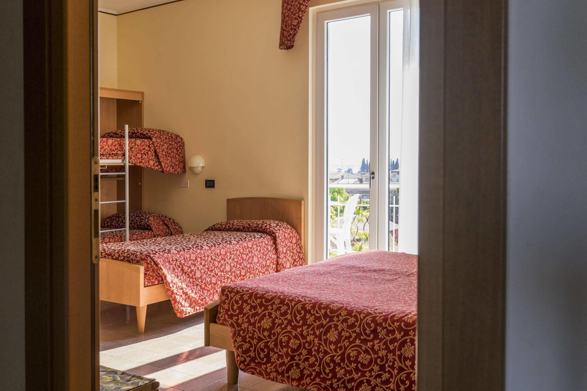 Hotel Sorriso 토스콜라노마데노 외부 사진