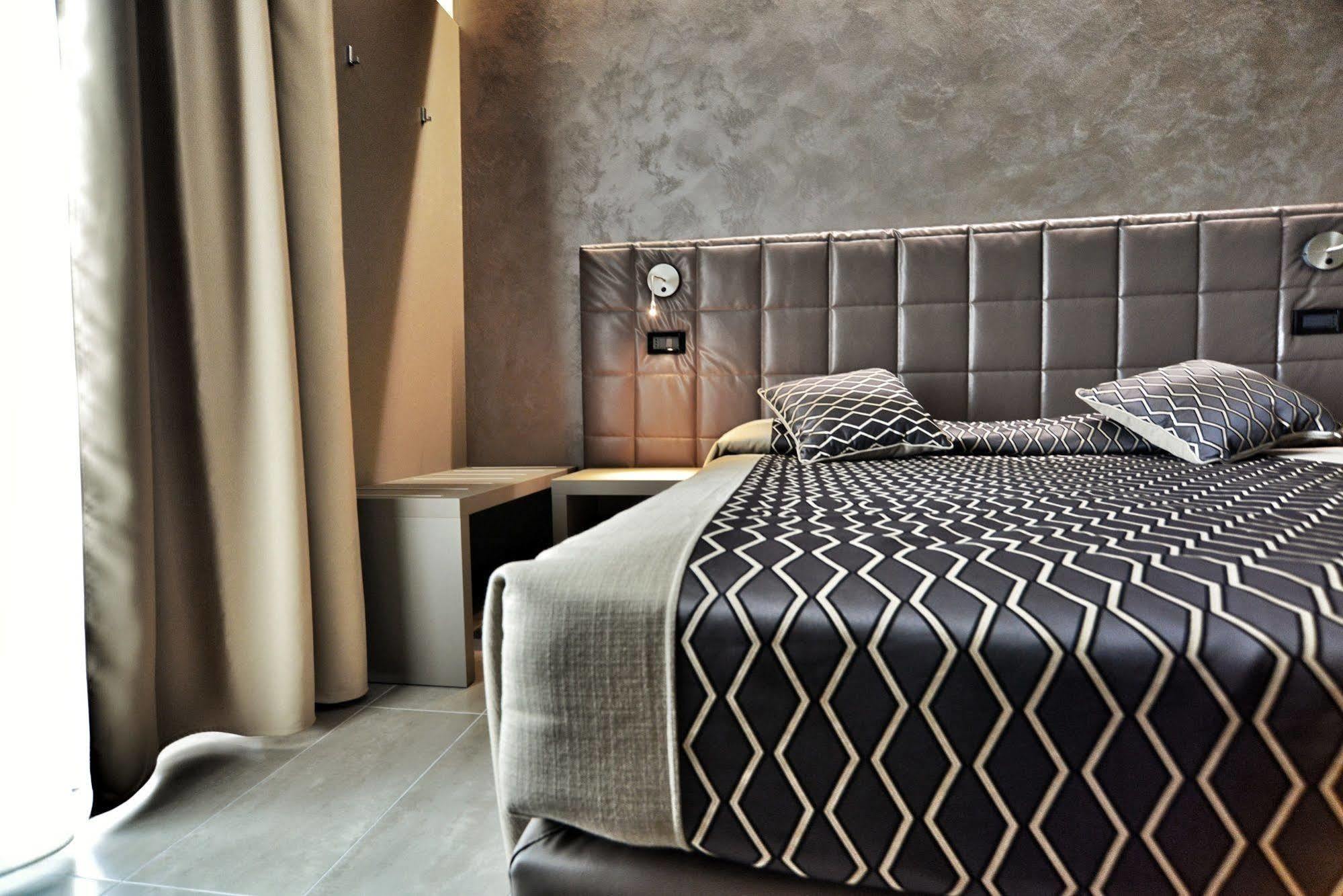 Hotel Sorriso 토스콜라노마데노 외부 사진