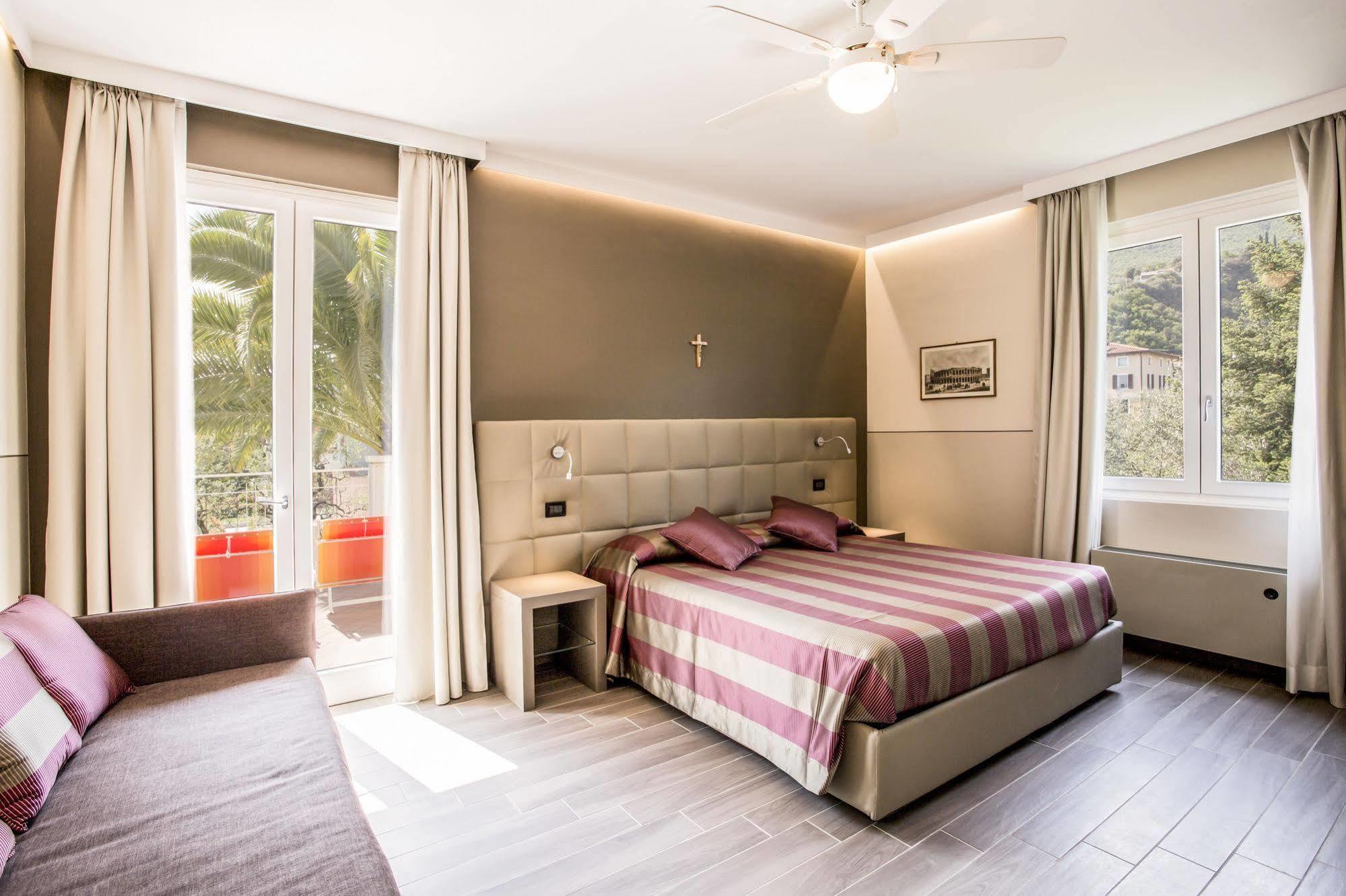 Hotel Sorriso 토스콜라노마데노 외부 사진
