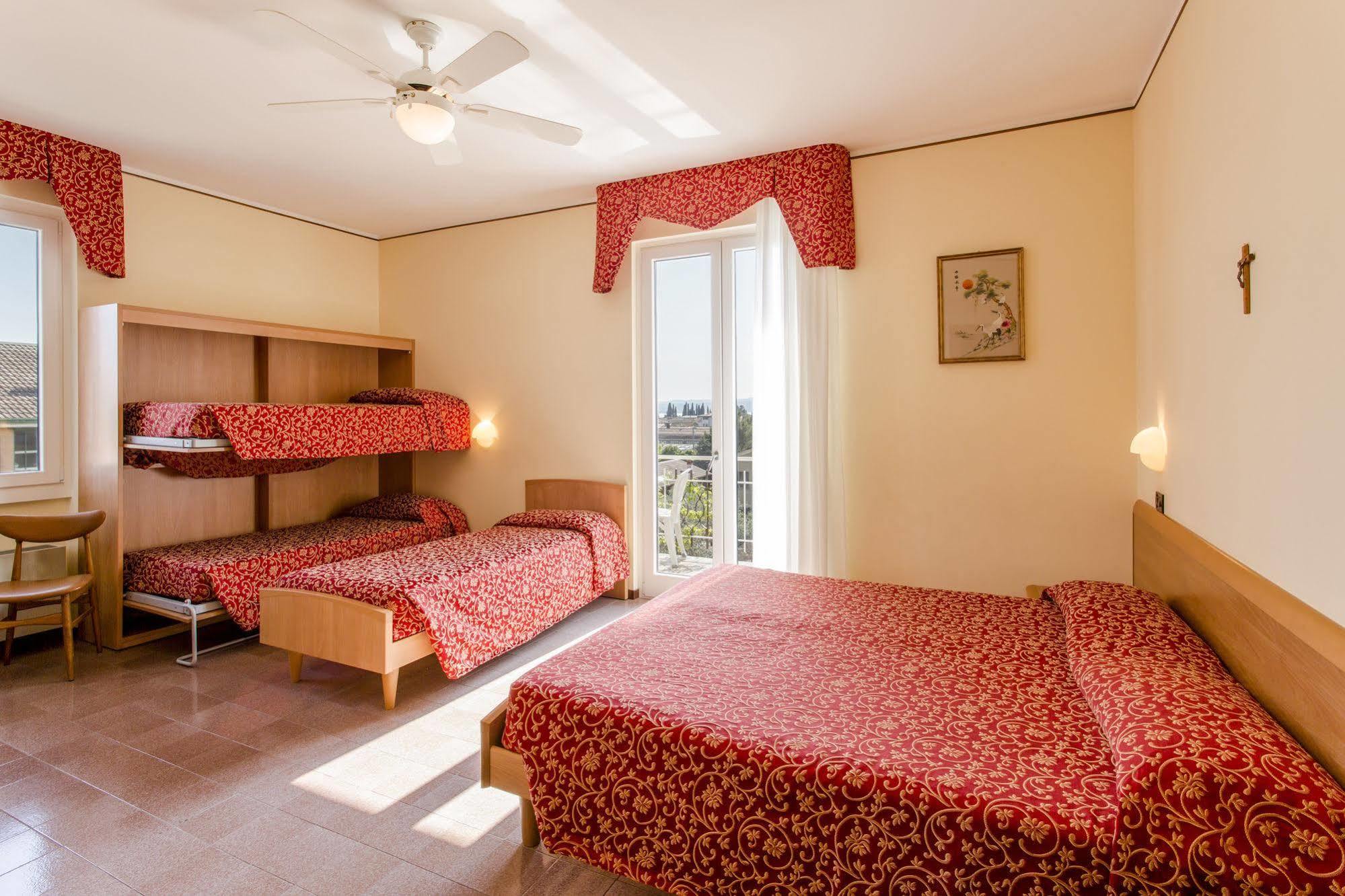 Hotel Sorriso 토스콜라노마데노 외부 사진